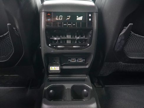 Used 2023 Jeep Grand Cherokee L Laredo AWD/4WD image 12