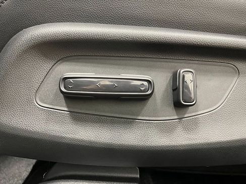 New 2026 Honda HR-V EX-L image 14