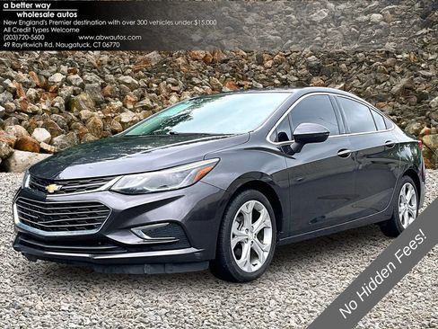 Used 2017 Chevrolet Cruze Premier FWD image 1