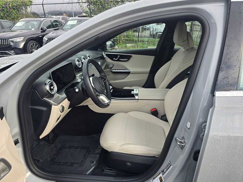 Used 2025 Mercedes-Benz C 300 4MATIC Sedan image 22