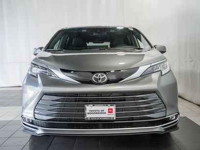 New 2026 Toyota Sienna Limited