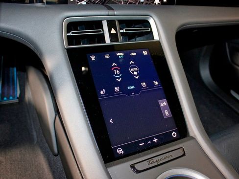 Certified 2026 Porsche Taycan 4 image 31