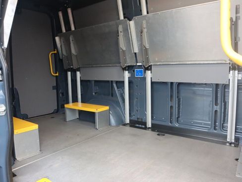 Used 2019 Mercedes-Benz Sprinter 144 image 26