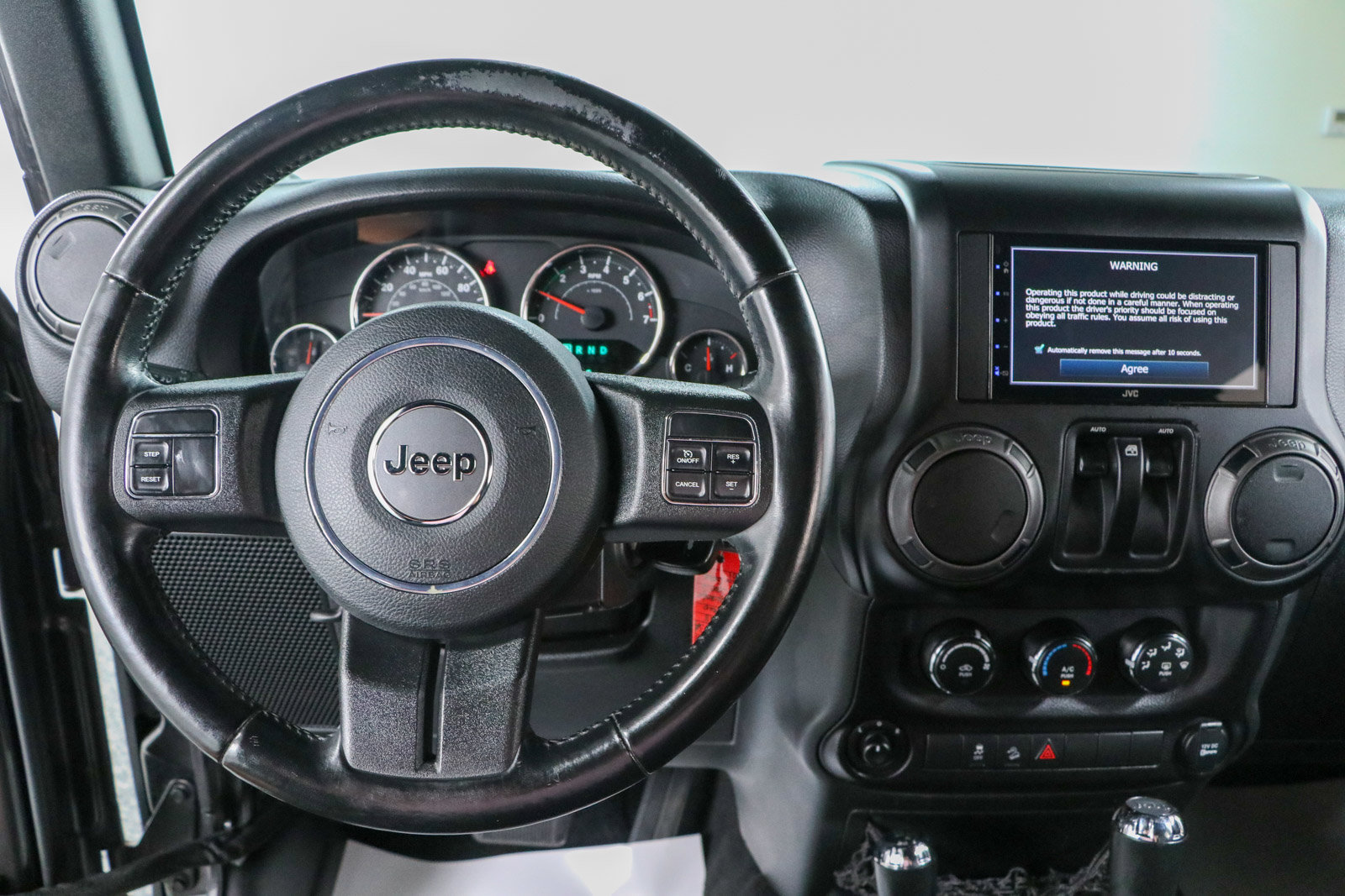 Used 2018 Jeep Wrangler Sport AWD/4WD image 18