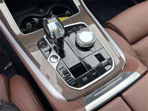 Used 2023 BMW X5 xDrive45e w/ Executive Package image 21