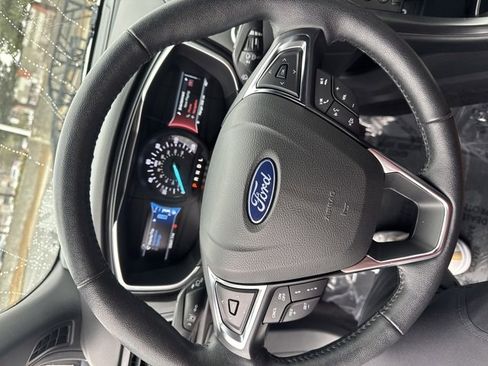 Used 2019 Ford Fusion Titanium image 14