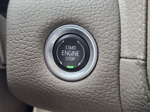 Used 2024 GMC Yukon Denali w/ LPO, Floor Liner Package image 18