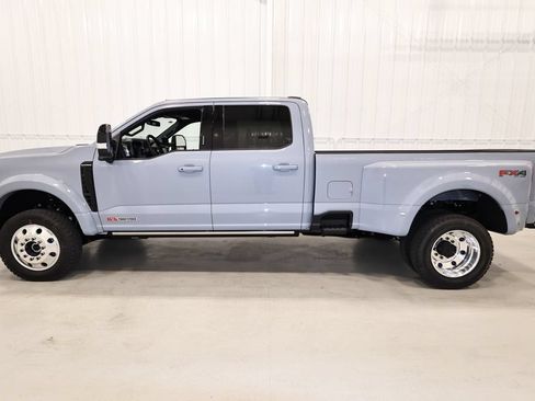 New 2026 Ford F450 Platinum w/ FX4 Off-Road Package AWD/4WD image 6