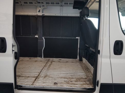 Used 2025 RAM ProMaster 3500 w/ Convenience Group FWD image 14