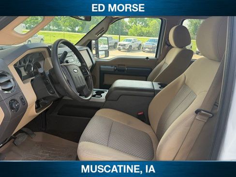 Used 2016 Ford F250 XLT w/ XLT Value Package AWD/4WD image 4