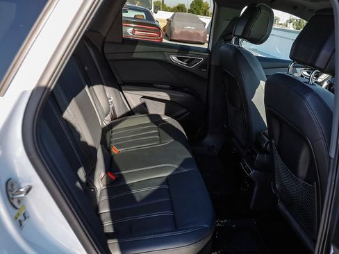 Used 2023 Audi Q4 e-tron Prestige AWD/4WD image 20