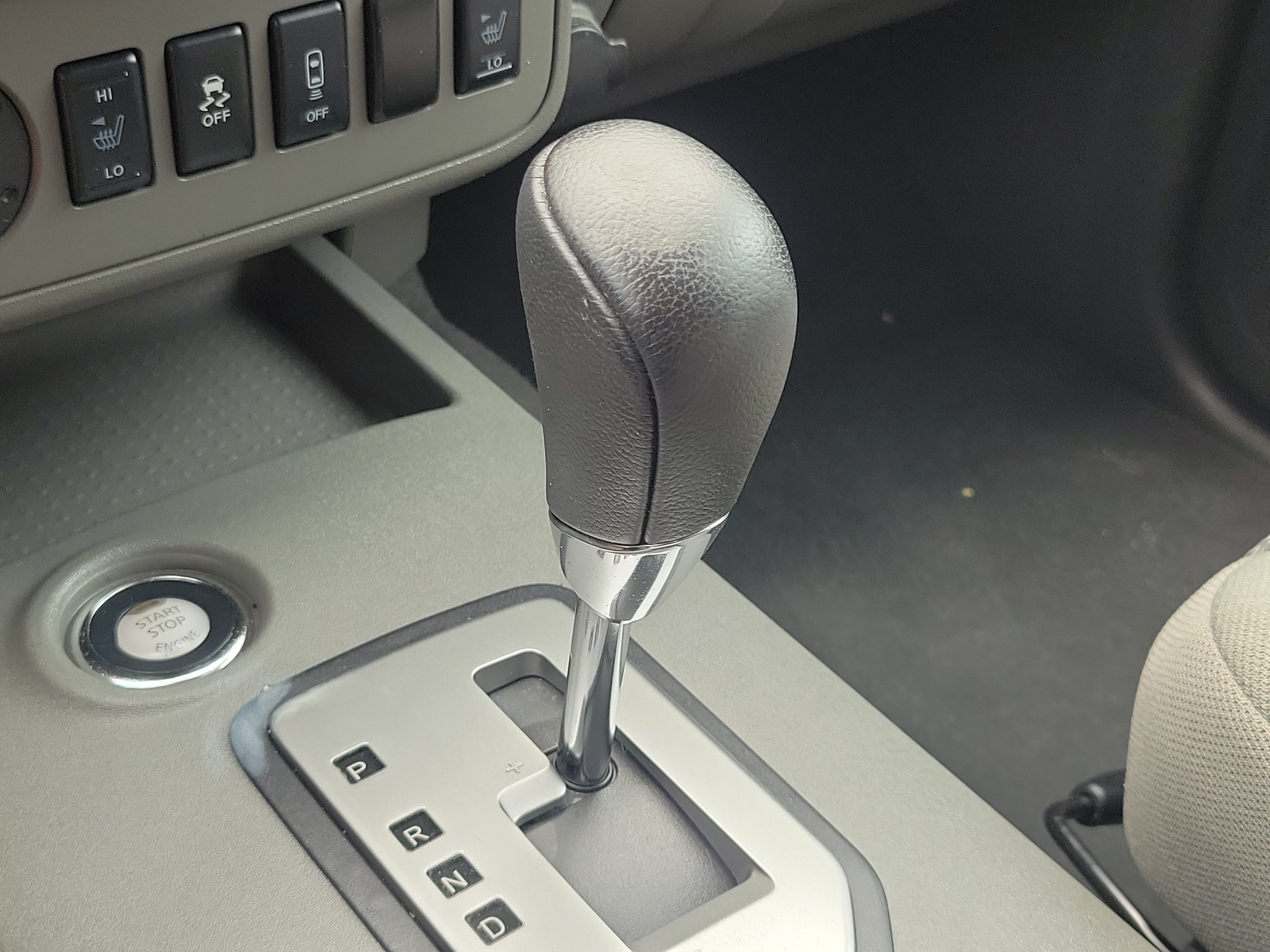 Used 2021 Nissan Frontier SV w/ Midnight Edition Floor Mats RWD image 24