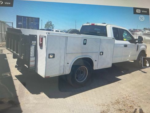 Used 2022 Ford F350 XL w/ Power Equipment Group RWD image 17