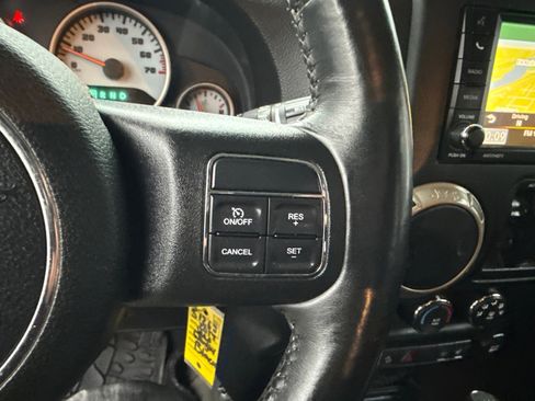 Used 2017 Jeep Wrangler 75th Anniversary image 26