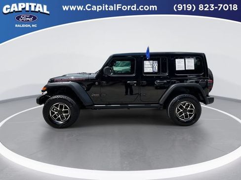Used 2024 Jeep Wrangler Unlimited Rubicon w/ Technology Group AWD/4WD image 5