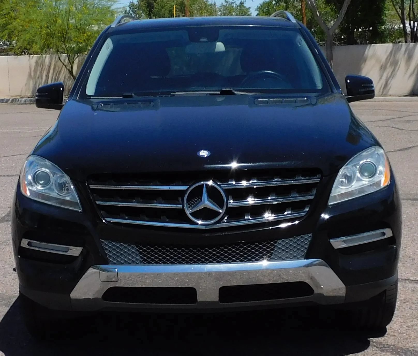 Used 2012 Mercedes-Benz ML 350 BlueTEC 4MATIC image 2