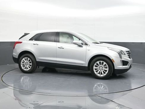 Used 2019 Cadillac XT5 AWD image 19