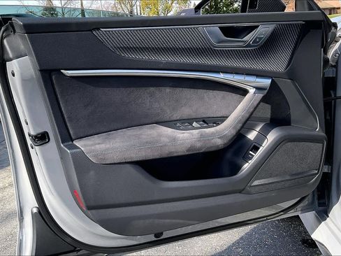 Used 2025 Audi RS 7 Performance image 26