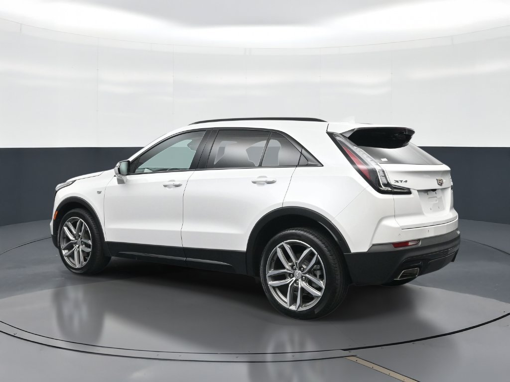 Certified 2023 Cadillac XT4 Sport FWD image 3