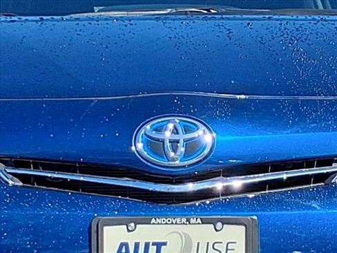 Used 2014 Toyota Prius V Two image 15