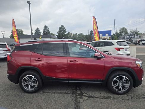 Used 2019 GMC Terrain SLT AWD/4WD image 10