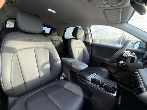 Certified 2025 Hyundai Ioniq 5 SEL image 19