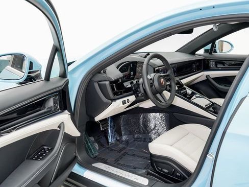 New 2026 Porsche Panamera 4 image 7