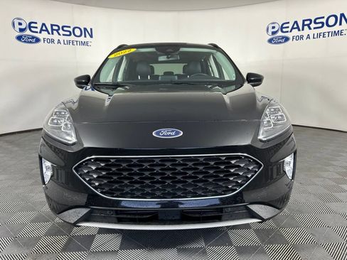 Used 2022 Ford Escape Titanium w/ Class II Trailer Tow Package AWD/4WD image 2