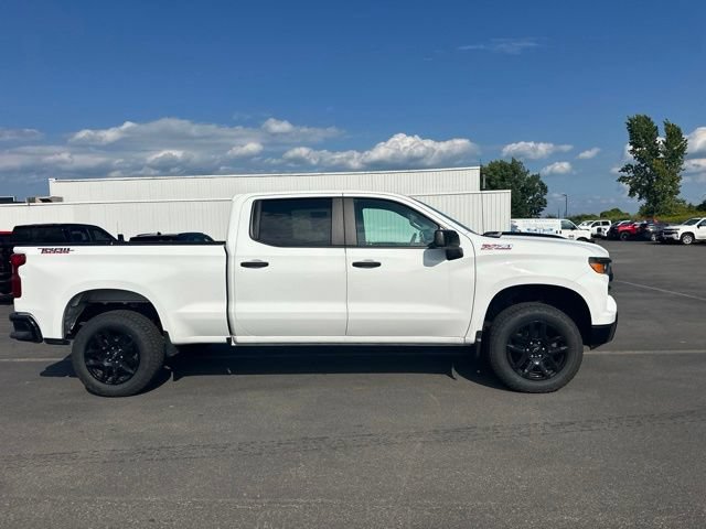 Used 2023 Chevrolet Silverado 1500 Custom Trail Boss AWD/4WD image 8