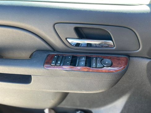 Used 2011 Chevrolet Avalanche LS w/ Regional Value Package image 14