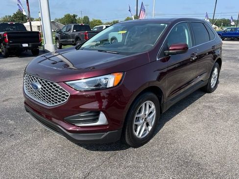 Used 2024 Ford Edge SEL AWD/4WD image 16