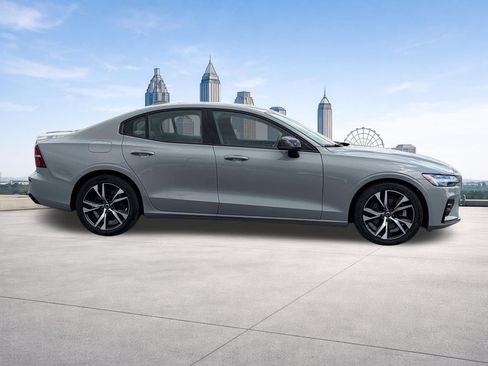 Used 2024 Volvo S60 B5 Core FWD image 23