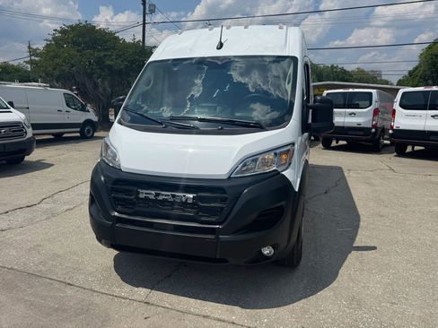Used 2026 RAM ProMaster 2500 w/ Convenience Group FWD image 6