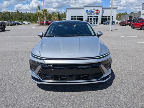 Used 2024 Hyundai Sonata SEL w/ Convenience Package image 9