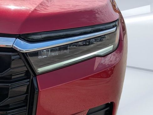 New 2026 Honda Pilot Touring image 9