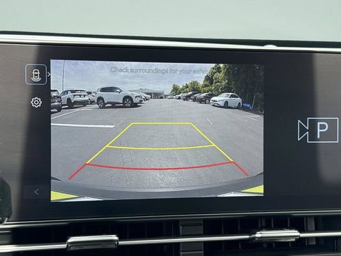 Used 2024 Hyundai Kona SEL FWD image 31