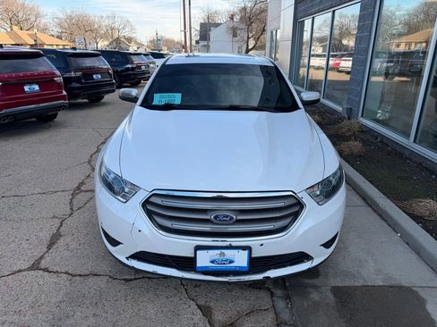 Used 2017 Ford Taurus SEL w/ Equipment Group 201A image 2