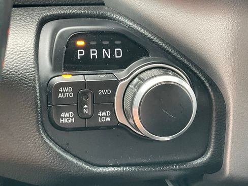 Used 2020 RAM 1500 Big Horn AWD/4WD image 10