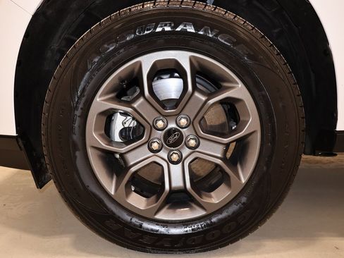 Certified 2023 Ford Maverick XLT image 34