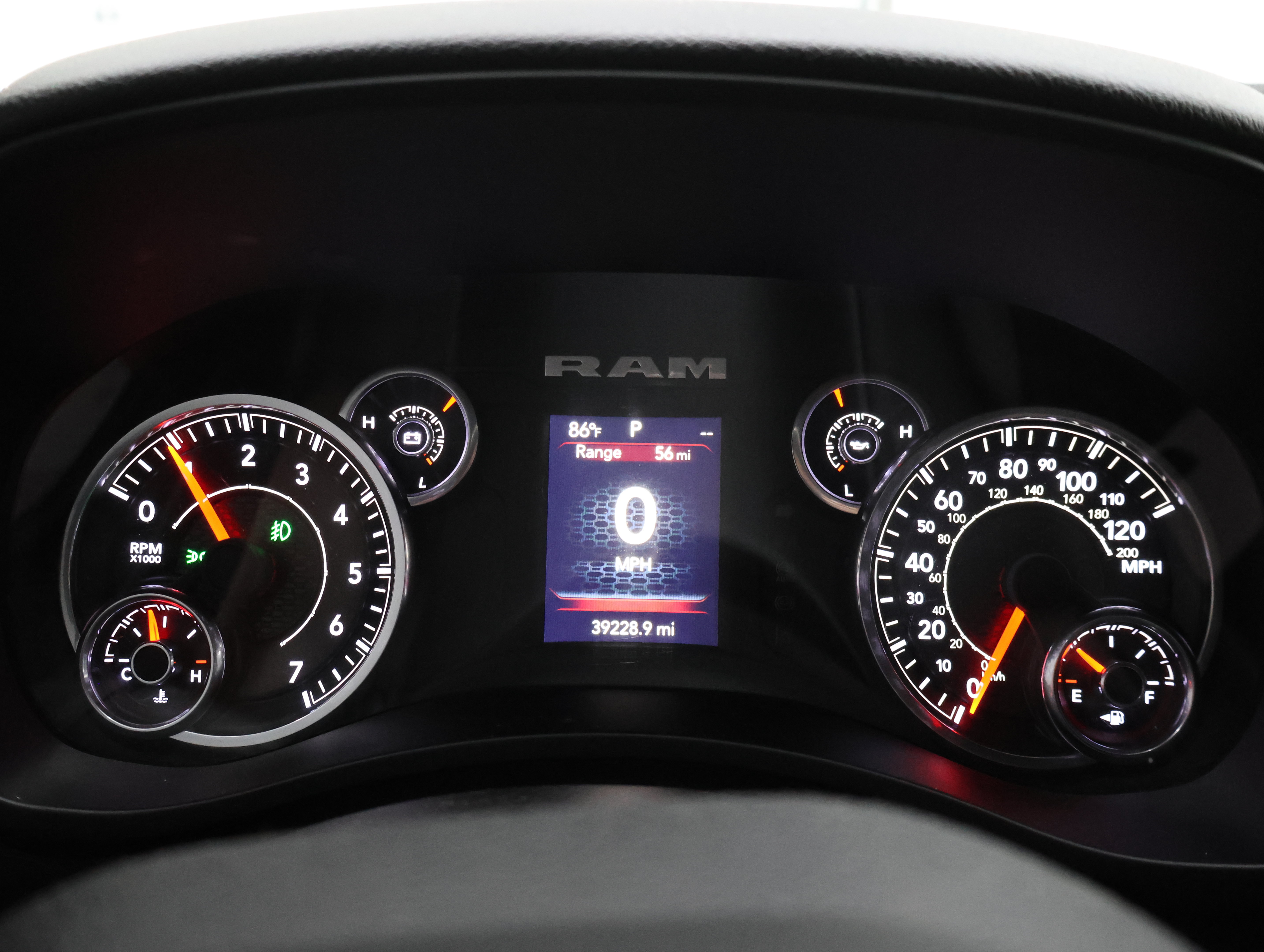 Used 2024 RAM 2500 Big Horn w/ Night Edition AWD/4WD image 8