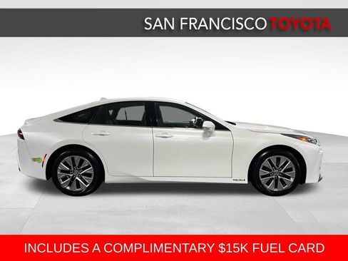 Certified 2022 Toyota Mirai XLE image 6