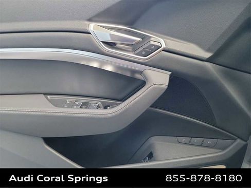 Certified 2022 Audi e-tron Premium Plus image 19