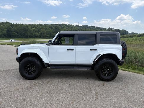 Used 2024 Ford Bronco Raptor AWD/4WD image 2