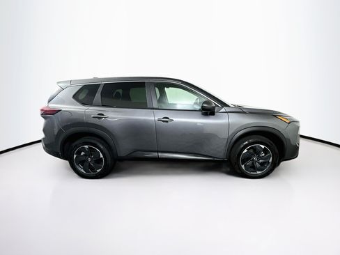 Used 2024 Nissan Rogue SV AWD/4WD image 10