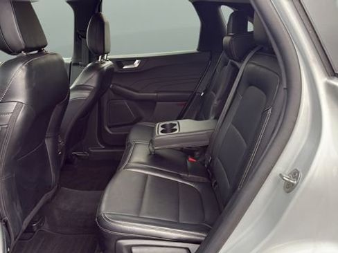 Used 2025 Ford Escape Platinum image 18