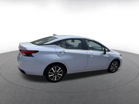 Used 2025 Nissan Versa SV image 15