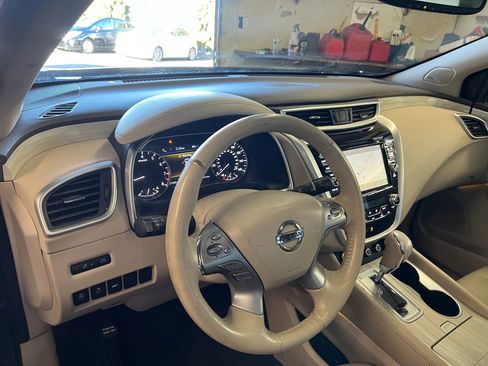 Used 2017 Nissan Murano Platinum w/ Platinum Technology Package image 10