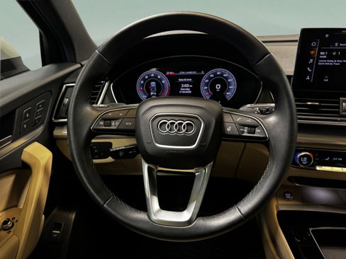 Used 2025 Audi Q5 2.0T Premium w/ Convenience Plus Package AWD/4WD image 19
