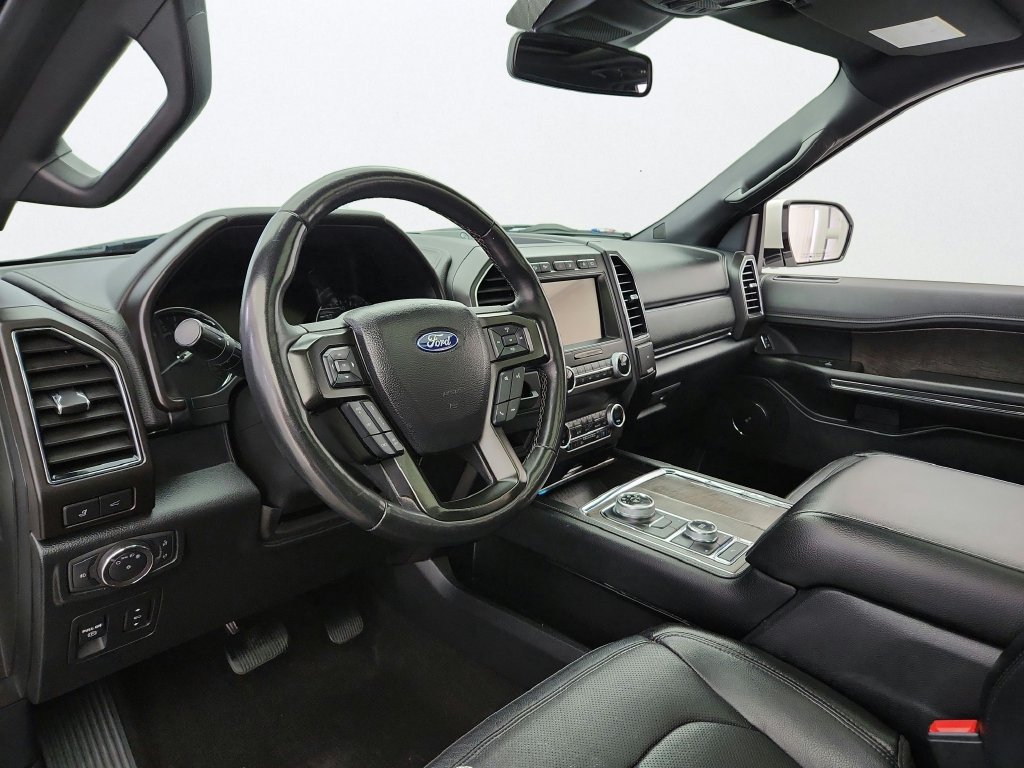 Used 2020 Ford Expedition Limited w/ Equipment Group 301A AWD/4WD image 9