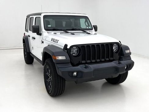 Used 2020 Jeep Wrangler Unlimited Sport AWD/4WD image 3